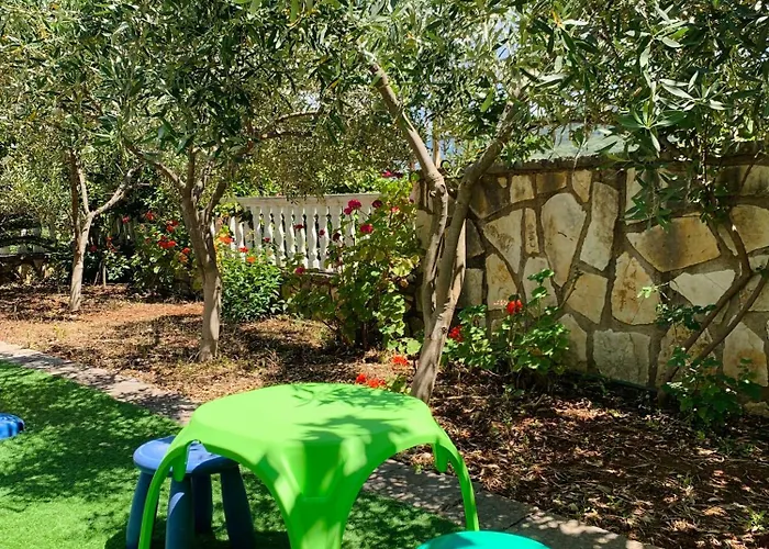 Mussels Apartment Ksamil